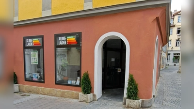 Noch bis zum 30. November öffnet der Klimaladen Ansbach seine Türen in der Kannenstraße. Danach ist hier die Geschäftsstelle der VHS zu finden. (Foto: Florian Schwab)