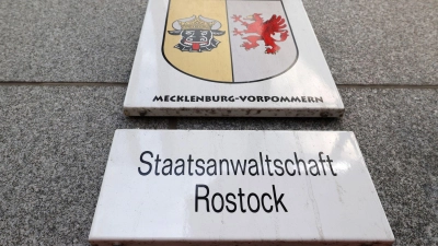 Die Staatsanwaltschaft Rostock ermittelt wegen des Vorwurfs der Falschaussage gegen den Vater des getöteten achtjährigen Fabian aus Güstrow. (Archivbild) (Foto: Bernd Wüstneck/dpa)