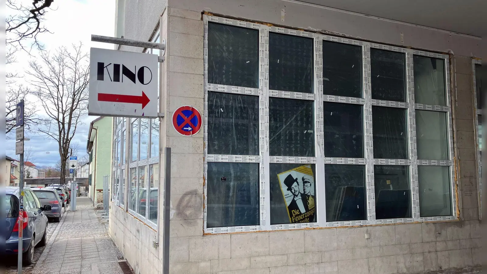 Das ehemalige Kino hat die AfD gemietet. (Archivbild) (Foto: Britta Schultejans/dpa)