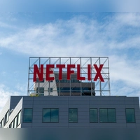 Netflix will nur noch einmal im Jahr Angaben zur Popularität seiner Filme und Serien veröffentlichen. (Archivbild)  (Foto: Andrej Sokolow/dpa)