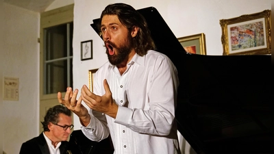 Ein fesselndes Liedduo: der Bariton Konstantin Krimmel und der Pianist Daniel Heide. (Foto: Elke Walter)