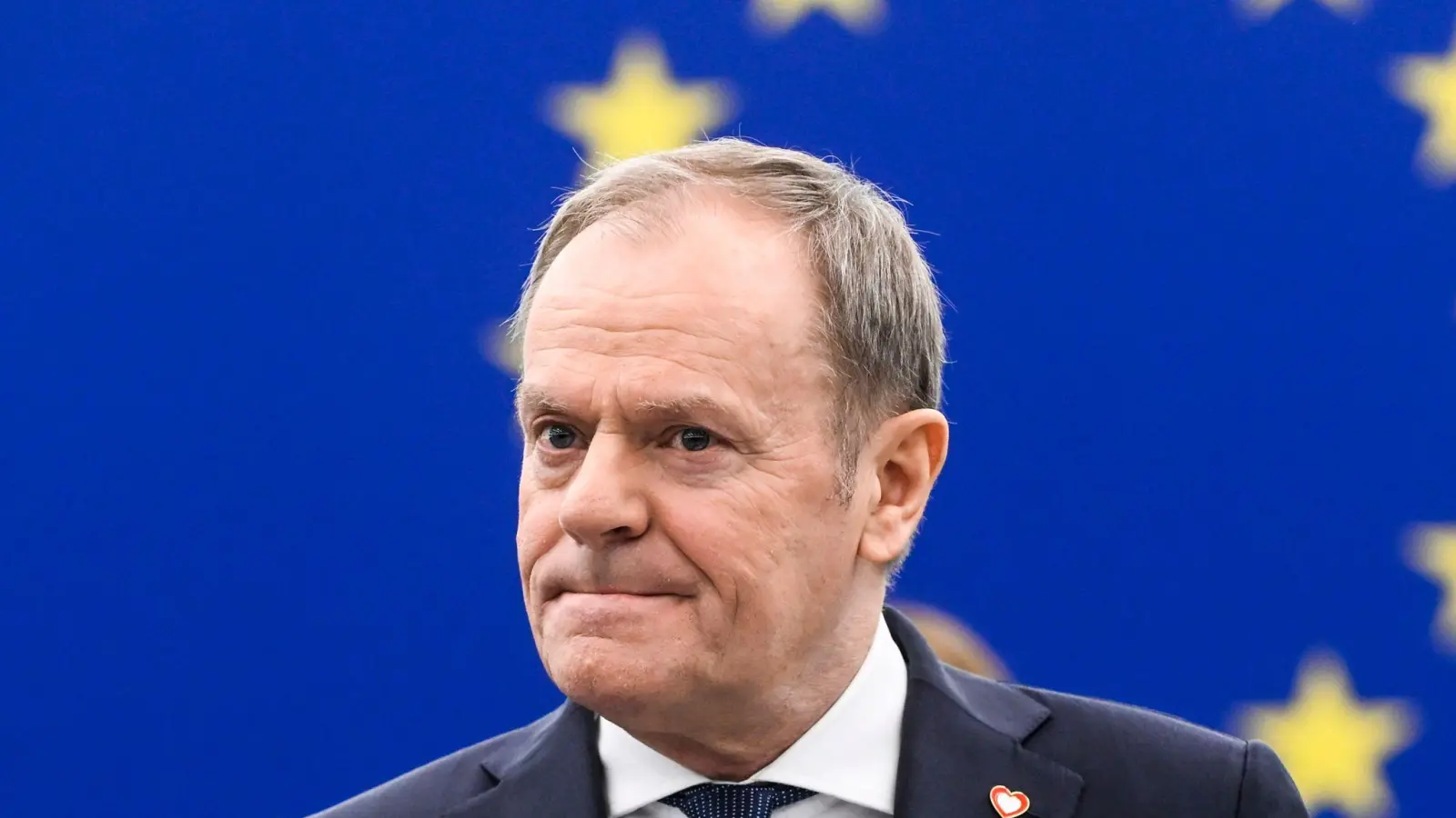Polens Regierungschef Donald Tusk ist nach der Niederlage seines Kandidaten bei der Präsidentenwahl unter Druck. (Archivbild) (Foto: Pascal Bastien/AP/dpa)