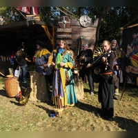 Musik darf beim Mittelaltermarkt in Dinkelsbühls Stadtpark nicht fehlen. Fünf Bands sorgen hier für die richtige Atmosphäre. (Foto: Roland Turba)