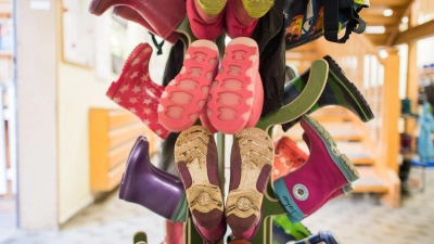 Kitas in Bayern sollen mehr Geld bekommen - wie lange angekündigt. (Foto: Andreas Arnold/dpa)