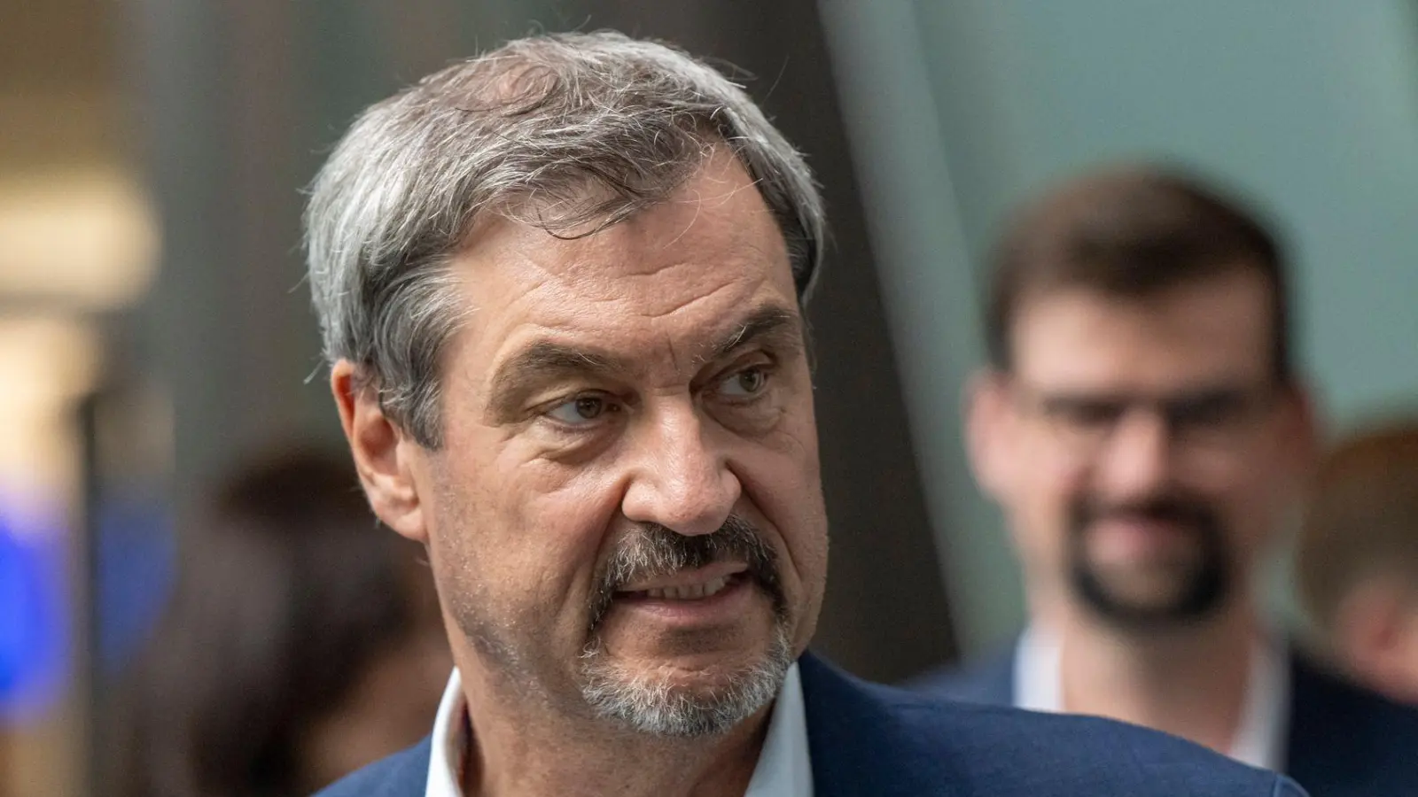 Die CSU hat eine klare Position zur Frage Wehrpflicht Ja oder Nein. (Foto: Peter Kneffel/dpa)