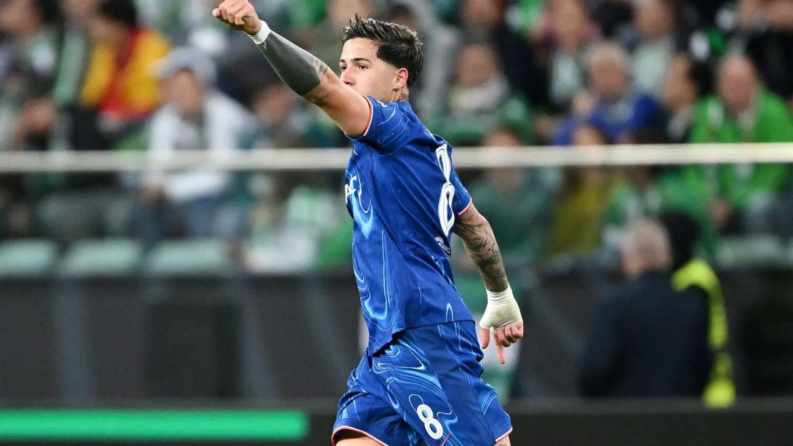 Chelsea mit Torschütze Enzo Fernandez durfte im Finale der Conference League jubeln (Foto: Rafal Oleksiewicz/PA Wire/dpa)