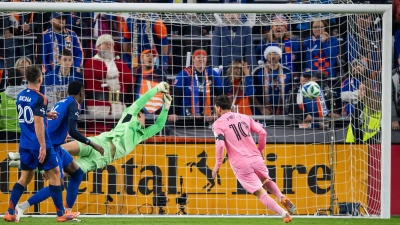 Weltmeister Lionel Messi trifft zur Führung für Inter Miami. (Foto: Tanner Pearson/AP/dpa)