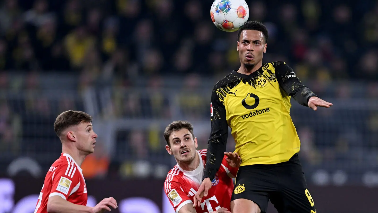 BVB-Profi Nmecha steht vor seiner Vertragsverlängerung in Dortmund (Archivbild) (Foto: David Inderlied/dpa)