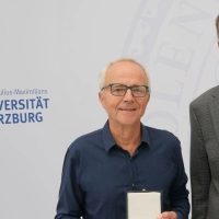 Der Nobelpreis für Medizin geht in diesem Jahr unter anderem an Georg Nagel. (Foto: Robert Emmerich/Universität Würzburg /dpa)