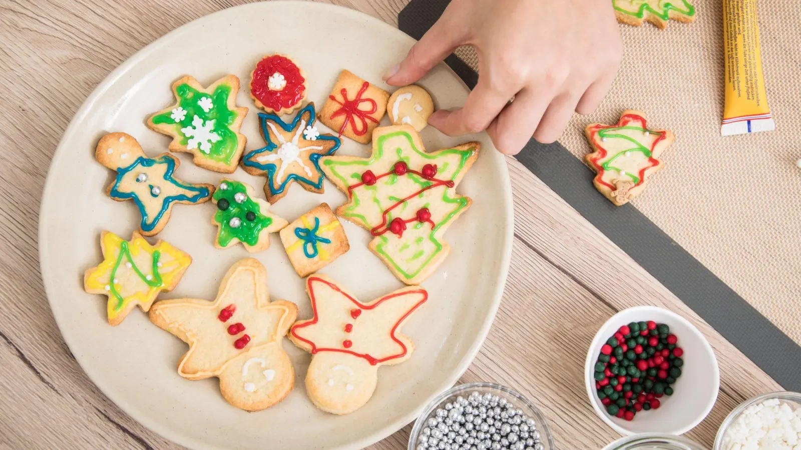 Lieber hellgelb statt dunkelbraun: In Lebensmitteln entsteht Acrylamid als Nebenprodukt bei der Bräunungsreaktion. (Foto: Christin Klose/dpa-tmn)
