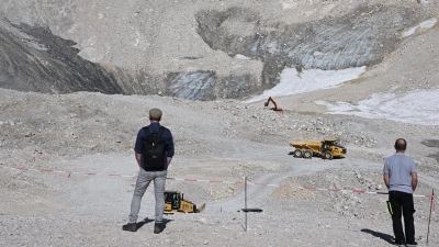 In den Alpen ist der Klimawandel auch für Laien gut zu erkennen: Gletscher verschwinden und verändern die Landschaft dauerhaft mit nicht absehbaren Folgen. (Foto: Angelika Warmuth/dpa)