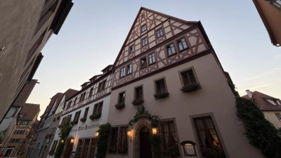 Das Hotel Tilman Riemenschneider in Rothenburg hat eine neue Leitung. (Foto: Gudrun Bayer )