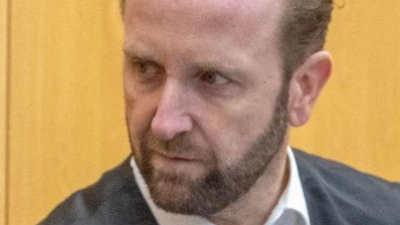 Der Mann steht wegen versuchten Mordes vor Gericht. (Archivbild)  (Foto: Stefan Puchner/dpa)