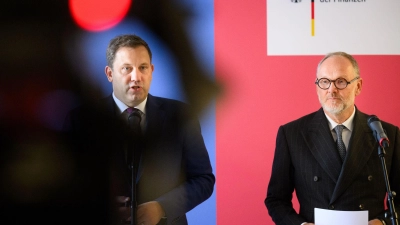 IIB-Vorsitzender Christ (r.): Deutschland muss mehr für seine wirtschaftliche Resilienz tun. (Archivbild) (Foto: Bernd von Jutrczenka/dpa)