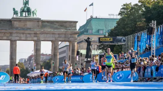 Für den Berlin-Marathon liegen mehr als 45.000 Meldungen vor (Foto: Andreas Gora/dpa)