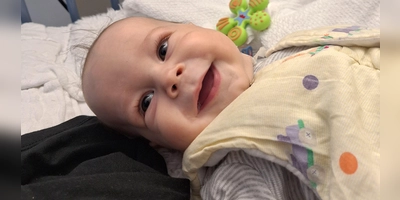 Der sechs Monate alte Heiko Schönknecht braucht einen Stammzellenspender. Wer noch nicht registriert ist, kann dies bei Spendenaktionen am 11., 12. und 13. Juli in Weiltingen und Dombühl tun. (Foto: privat/DKMS)