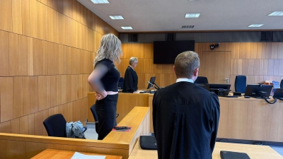 Die Angeklagte sitzt im Münchner Männergefängnis in U-Haft. (Foto: Britta Schultejans/dpa)