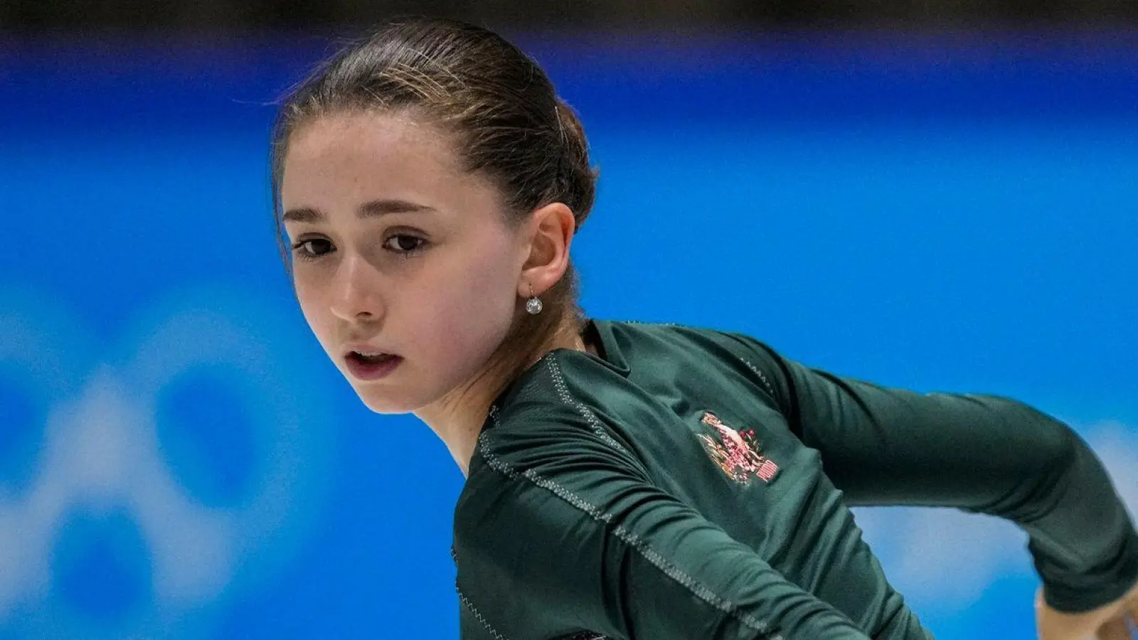 Der Dopingfall Kamila Walijewa beschäftigte seit zwei Jahren die Sportgerichte. (Foto: Bernat Armangue/AP/dpa)