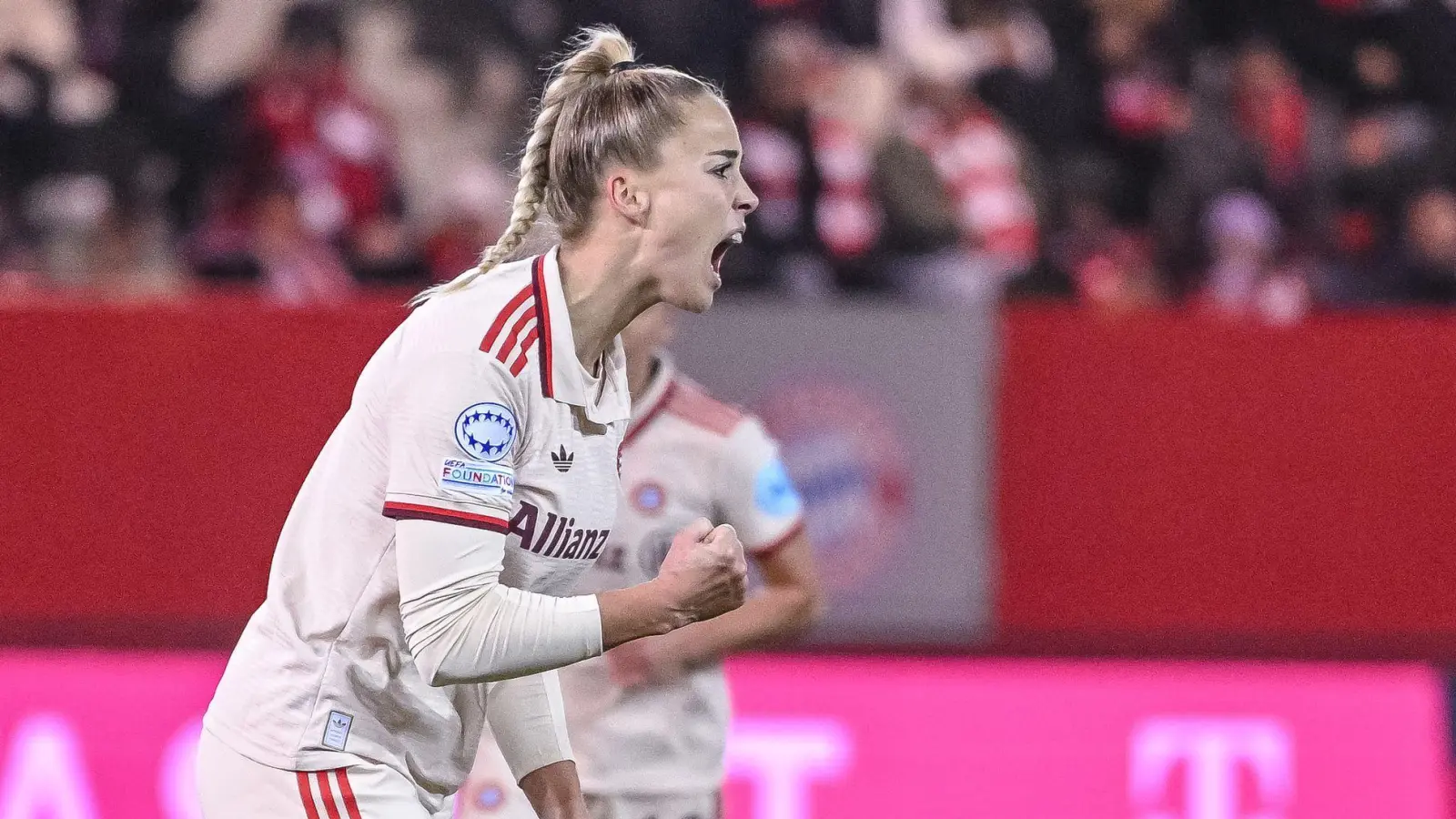 Sehenswerter Treffer gegen den HSV: Bayern-Star Giulia Gwinn. (Archivbild) (Foto: Harry Langer/dpa)