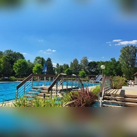 Für jeden Geschmack etwas dabei: Das Feuchtwanger Freibad ist beliebt, bei der Sanierung soll der bestehende Charakter unbedingt erhalten bleiben.  (Foto: Sabine Rohn)