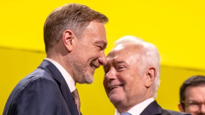 Lindner lässt keine Präferenz für den künftigen Parteivorsitz erkennen. (Archivbild) (Foto: Michael Kappeler/dpa)