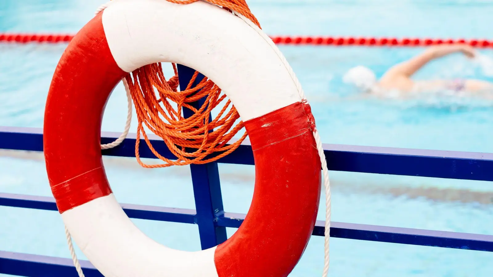Die Polizei ermittelt nach dem Vorfall im Landkreis Schwandorf gegen die Mutter des Jungen. (Symbolbild) (Foto: Moritz Frankenberg/dpa)