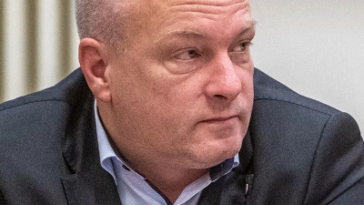 Nachdem das erneute Gerichtsverfahren gegen den früheren Regensburger Oberbürgermeister Wolbergs in München mehrfach verschoben worden war, hat das Landgericht jetzt Termine festgelegt. (Archivbild) (Foto: Armin Weigel/dpa)