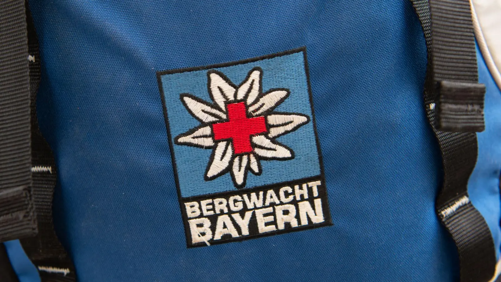 Eine 58-Jährige kam bei einer Bergtour in den Ammergauer Alpen ums Leben, ein 47-Jährige starb bei einer Wanderung in den Allgäuer Alpen. (Symbolbild) (Foto: Sven Hoppe/dpa)