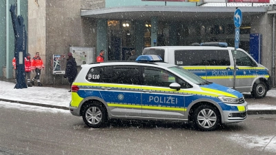 Wegen einer Bombendrohung wurde am 5. Februar der Ansbacher Bahnhof abgeriegelt und evakuiert. (Foto: Lara Hausleitner)
