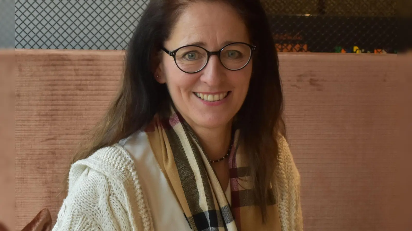 Renate Heindel absolvierte unter anderem eine Mediatorenausbildung und arbeitet im Bereich Konfliktberatung und Gewaltprävention.  (Foto: Ute Niephaus)