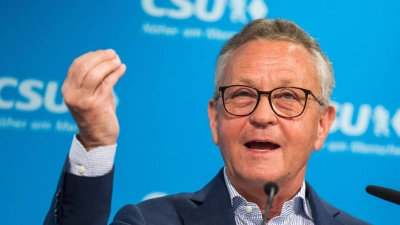  Bisher hat Klaus Josef Lutz jede Verantwortung für die Baywa-Krise zurückgewiesen. (Archivbild) (Foto: Peter Kneffel/dpa)