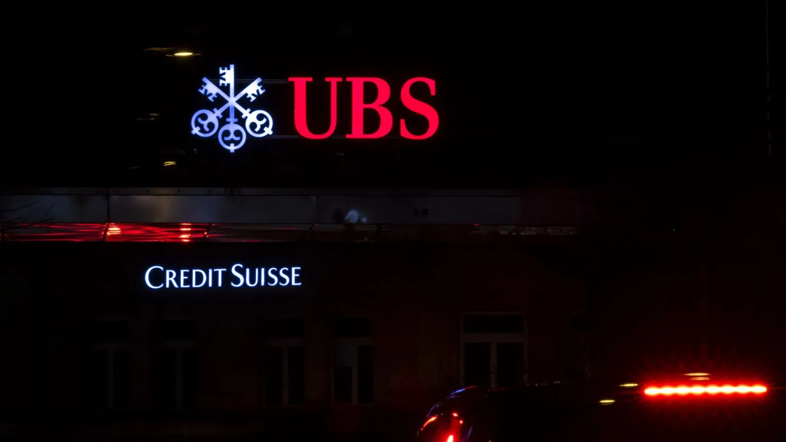 Die schlingernde Großbank Credit Suisse hatte zuletzt unter erheblichem Vertrauensverlust der Anleger gelitten. (Foto: Michael Buholzer/KEYSTONE/dpa)