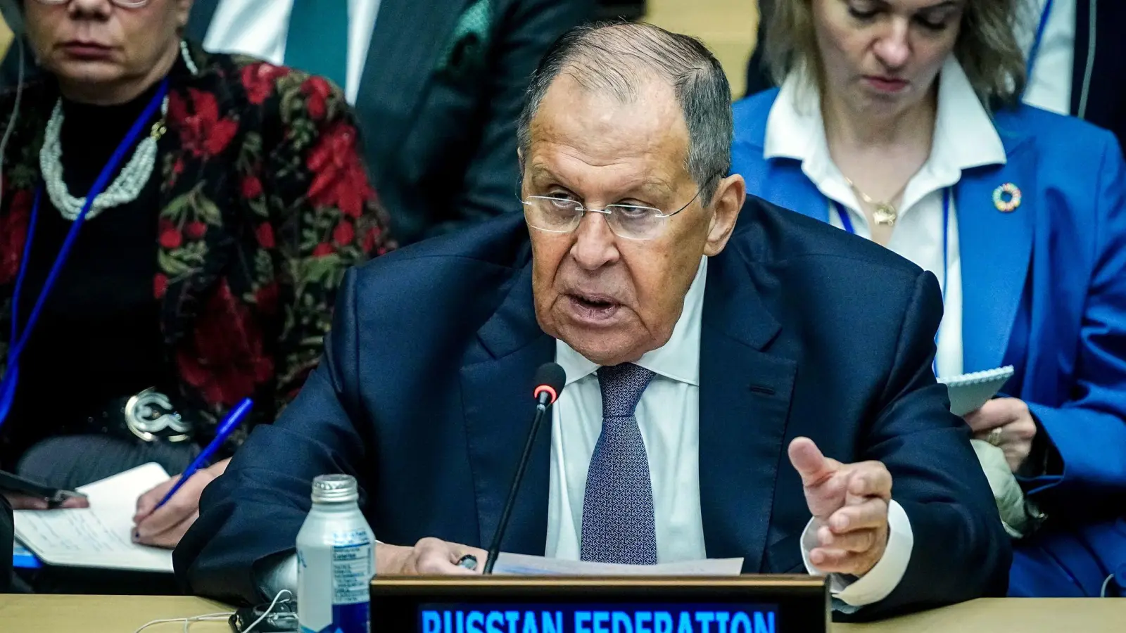 Russlands Außenminister Lawrow sichert Venezuela Moskaus Solidarität bei der Auseinandersetzung mit den USA zu. (Archivbild) (Foto: Kay Nietfeld/dpa)