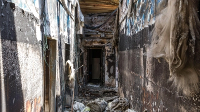 In den Jahren 2024 und 2025 sollen mutmaßliche Mitglieder einer rechtsterroristischen Gruppe mehrere Anschläge verübt haben, unter anderem auf ein Kulturhaus in Altdöbern. (Archivbild) (Foto: Frank Hammerschmidt/dpa)