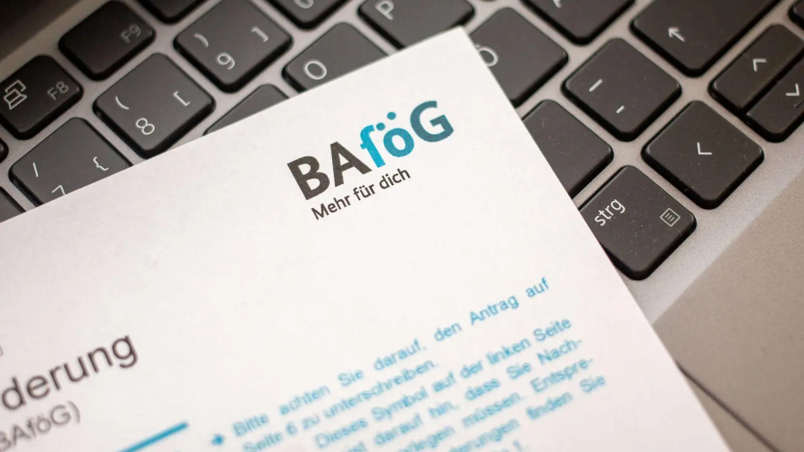 Auch wenn man (Mit-)Erbe von Immobilien ist, kann einem unter Umständen Bafög zustehen. (Foto: Fernando Gutierrez-Juarez/dpa-Zentralbild/dpa-tmn)