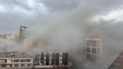 In Teheran sind die Menschen den Angriffen oft schutzlos ausgeliefert. (Archivbild) (Foto: Mohsen Ganji/AP/dpa)