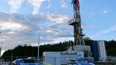 Die Suche nach Erdgas in Reichling wird von vielen Anwohnern und Umweltschützern kritisch gesehen. (Archivbild) (Foto: Uwe Lein/dpa)