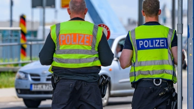 Die Zurückweisungen von Asylsuchenden an den deutschen Grenzen sind umstritten. (Archivbild) (Foto: Patrick Pleul/dpa)