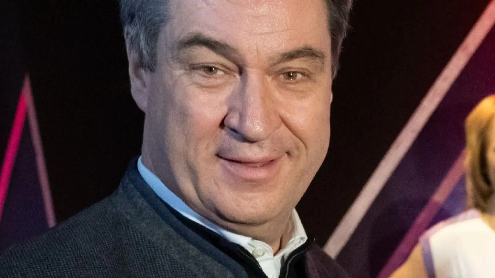 Markus Söder beim Besuch des ABBA-Museums auf einer Schweden-Reise im vergangenen Jahr. Bayerns Ministerpräsident hat ABBA auch auf seiner Sommerhit-Liste. (Foto: Sven Hoppe/dpa)