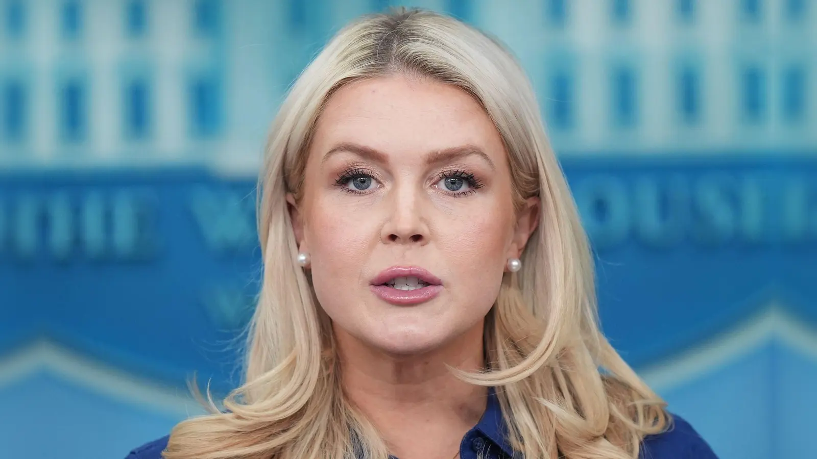 Leavitt: Angriffe auf Frachter sind kein Verstoß gegen Waffenruhe. (Archivbild) (Foto: Alex Brandon/AP/dpa)