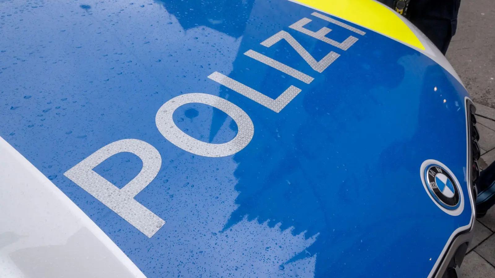 Der 81-Jährige sitzt nun in Untersuchungshaft. (Symbolbild) (Foto: Peter Kneffel/dpa)