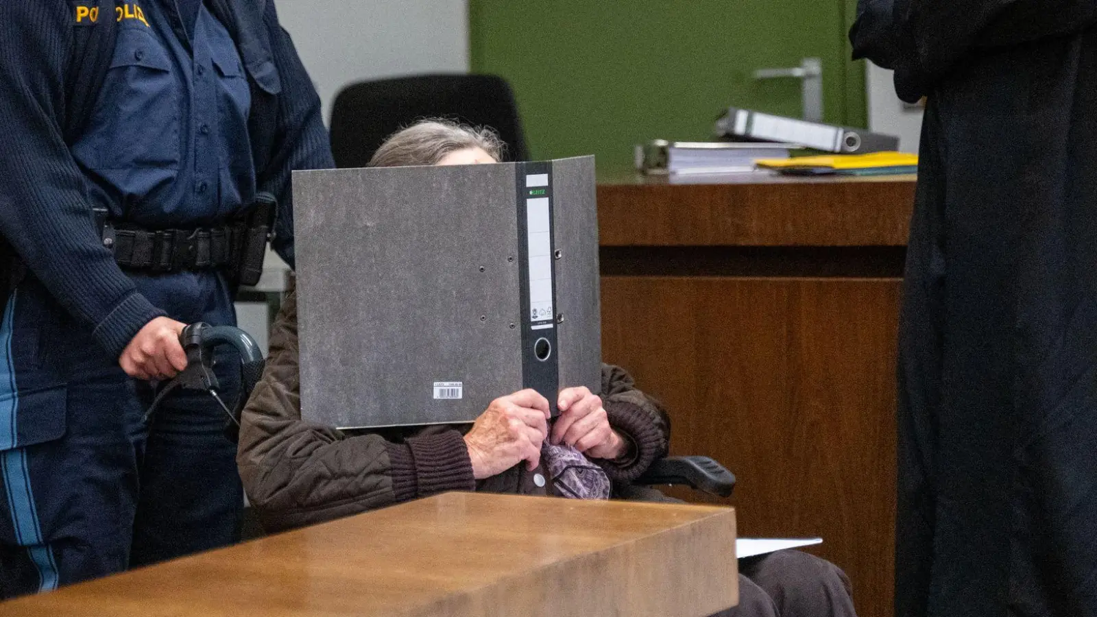 Eine 90 Jahre alte Seniorin muss sich wegen Mordes vor dem Landgericht München I verantworten. (Archivbild) (Foto: Leonie Asendorpf/dpa)