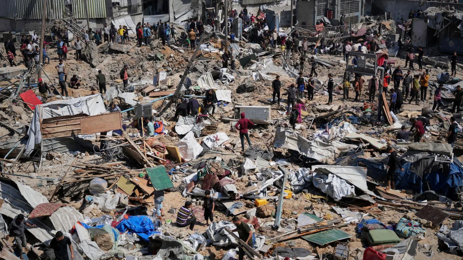 Die Lage im Gazastreifen ist katastrophal: Eine Mehrheit der EU-Staaten sprach sich zuletzt für einen härteren Kurs gegen Israel aus. (Archivbild) (Foto: Abdel Kareem Hana/AP/dpa)