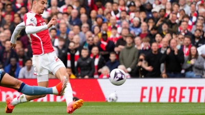 Kai Havertz von FC Arsenal versucht einen Torschuss. (Foto: Kirsty Wigglesworth/AP/dpa)