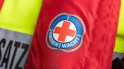Der 23-Jährige wurde noch erfolglos reanimiert. (Symbolbild) (Foto: Peter Kneffel/dpa)