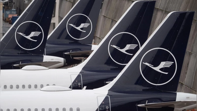 Bei der Lufthansa drohen viele Maschinen am Freitag am Boden zu bleiben - das Kabinenpersonal bestreikt alle Abflüge aus Deutschland. (Foto: Boris Roessler/dpa)
