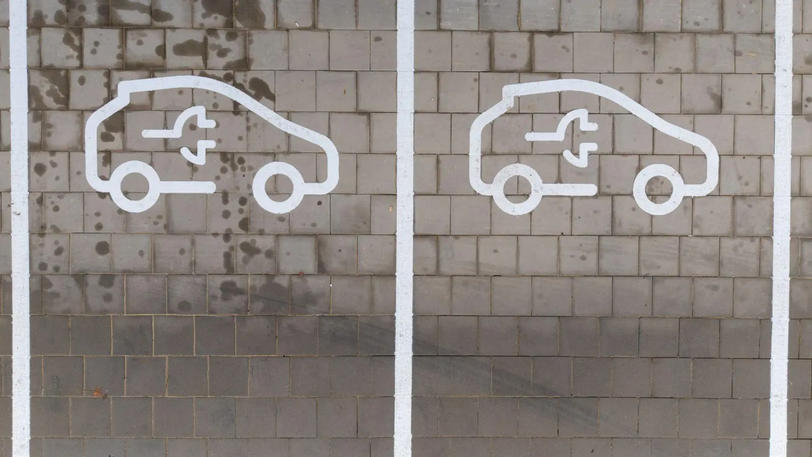 Weil es in China und den USA schlecht lief, sind die weltweiten Elektroautoneuzulassungen im ersten Quartal gesunken. (Symbolbild) (Foto: Sebastian Kahnert/dpa)