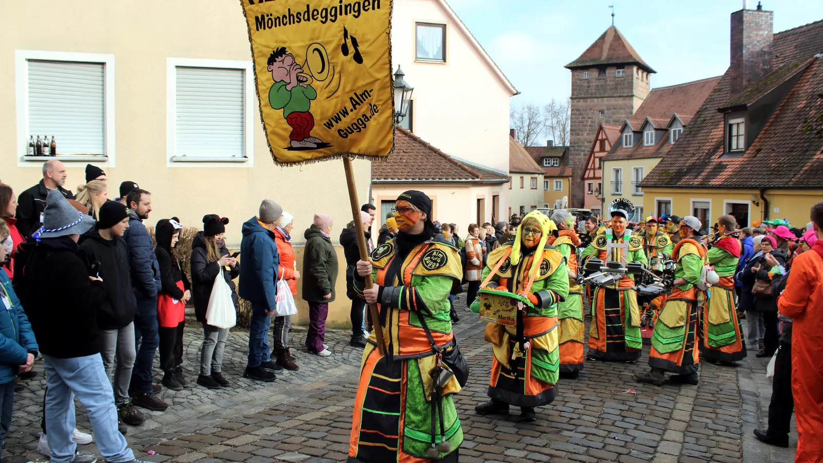 Aus dem schwäbischen Mönchsdeggingen waren die Alm-Gugga angereist. (Foto: Diane Mayer)
