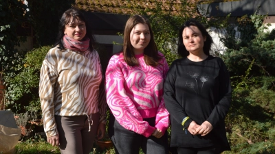 Oksana Omelchenko, Anastasiia Selivanova und Yuliia Shulha (von links) fühlen sich in Deutschland sehr willkommen. (Foto: Johannes Zimmermann)