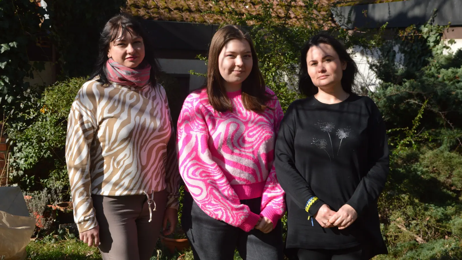 Oksana Omelchenko, Anastasiia Selivanova und Yuliia Shulha (von links) fühlen sich in Deutschland sehr willkommen. (Foto: Johannes Zimmermann)